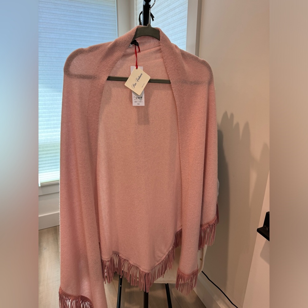 NWT 100% cashmere wrap